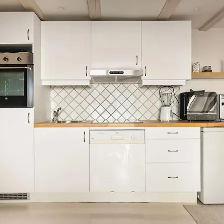 Dinbnb I Historical Seaside Apt I 500m To Bryggen - Value Берген