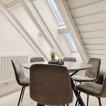 Dinbnb I Historical Seaside Apt I 500m To Bryggen - Value Apartment Bergen